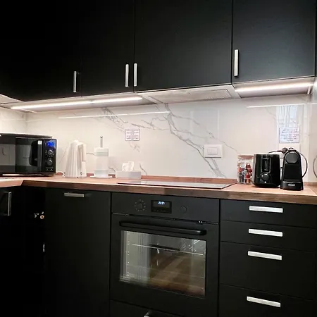 Charming Penthouse Near Duomo Διαμέρισμα *