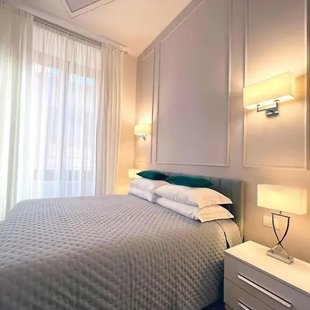 Charming Penthouse Near Duomo Διαμέρισμα Φλωρεντία