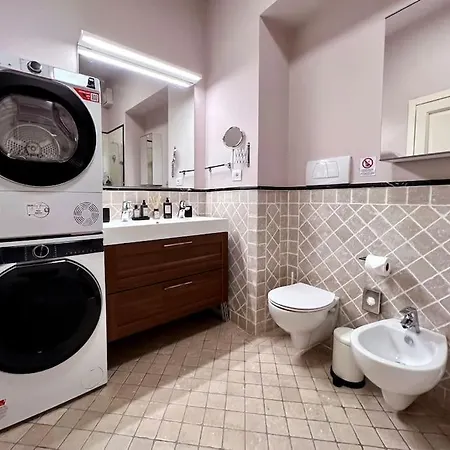 Charming Penthouse Near Duomo * Φλωρεντία