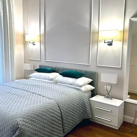 Charming Penthouse Near Duomo Φλωρεντία